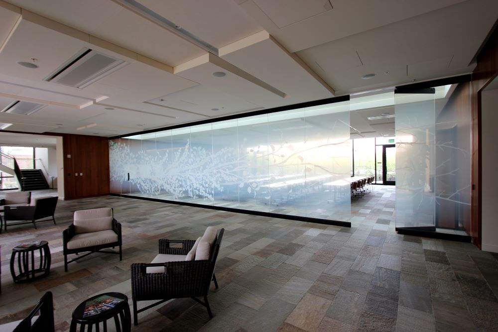 Trimless Glass Operable Wall 4 Image
